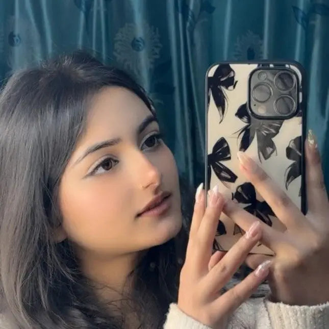 Black bow aesthetic (phone glass cover)