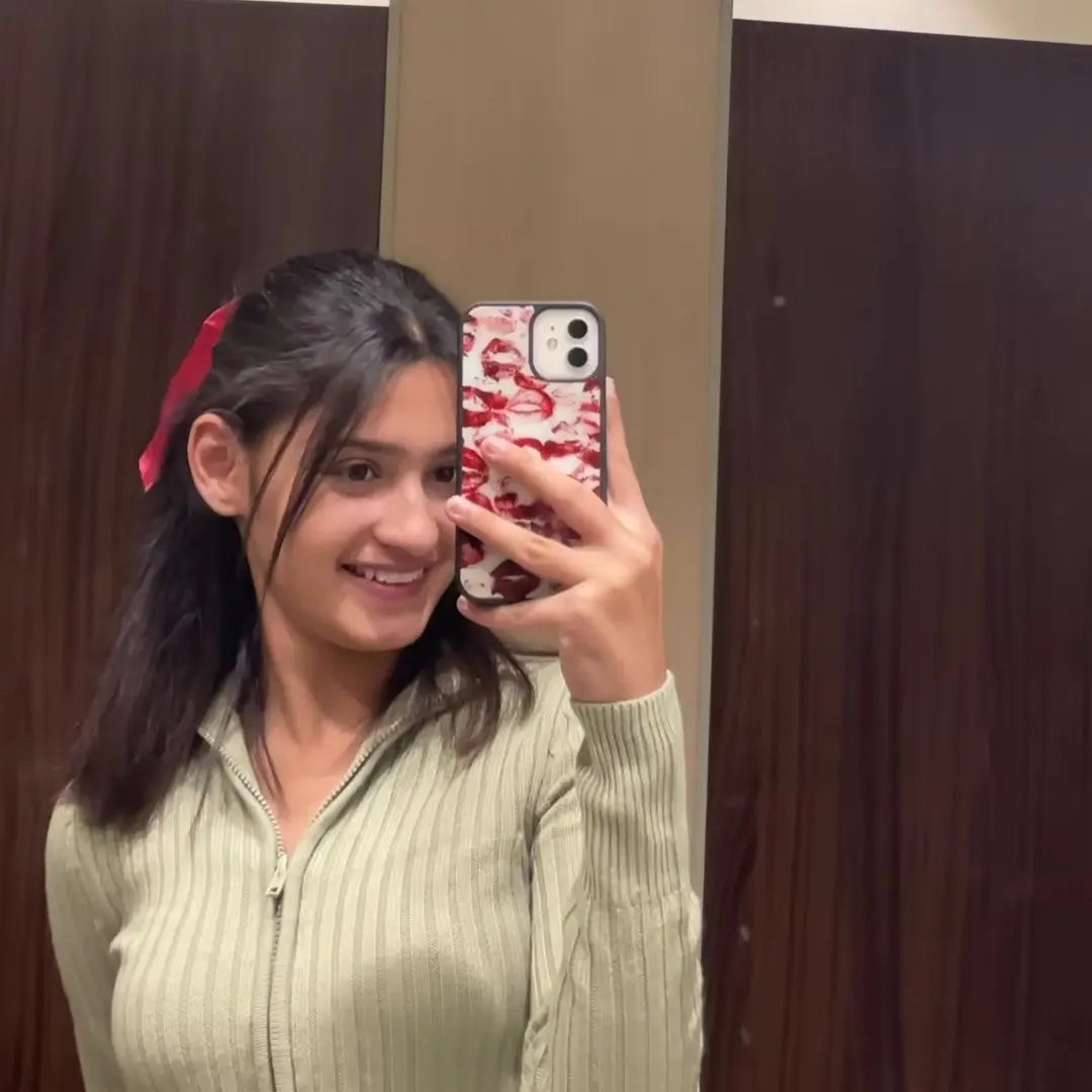 Kisses (Phone glass case)