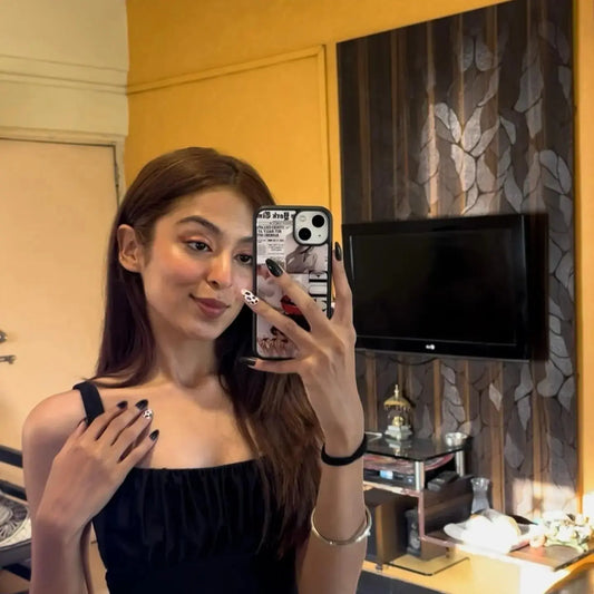 Vogue (glass phone case)